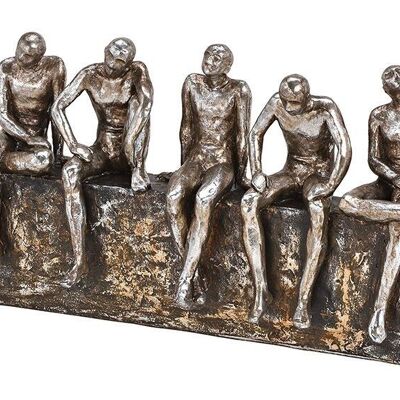 Männer auf Mauer sitzend aus Poly Silber (B/H/T) 32x17x5cm