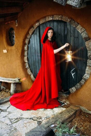 Cape rouge laine vegan druide longue cape de sorcière automne hiver 2