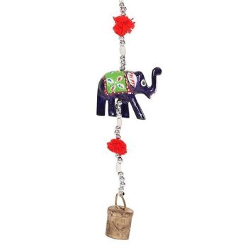 Décoration d'éléphant à suspendre en bois avec cloche 3