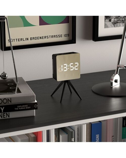 Réveil numérique - Design futuriste - Miroir LED - Noir - Droid - Newgate