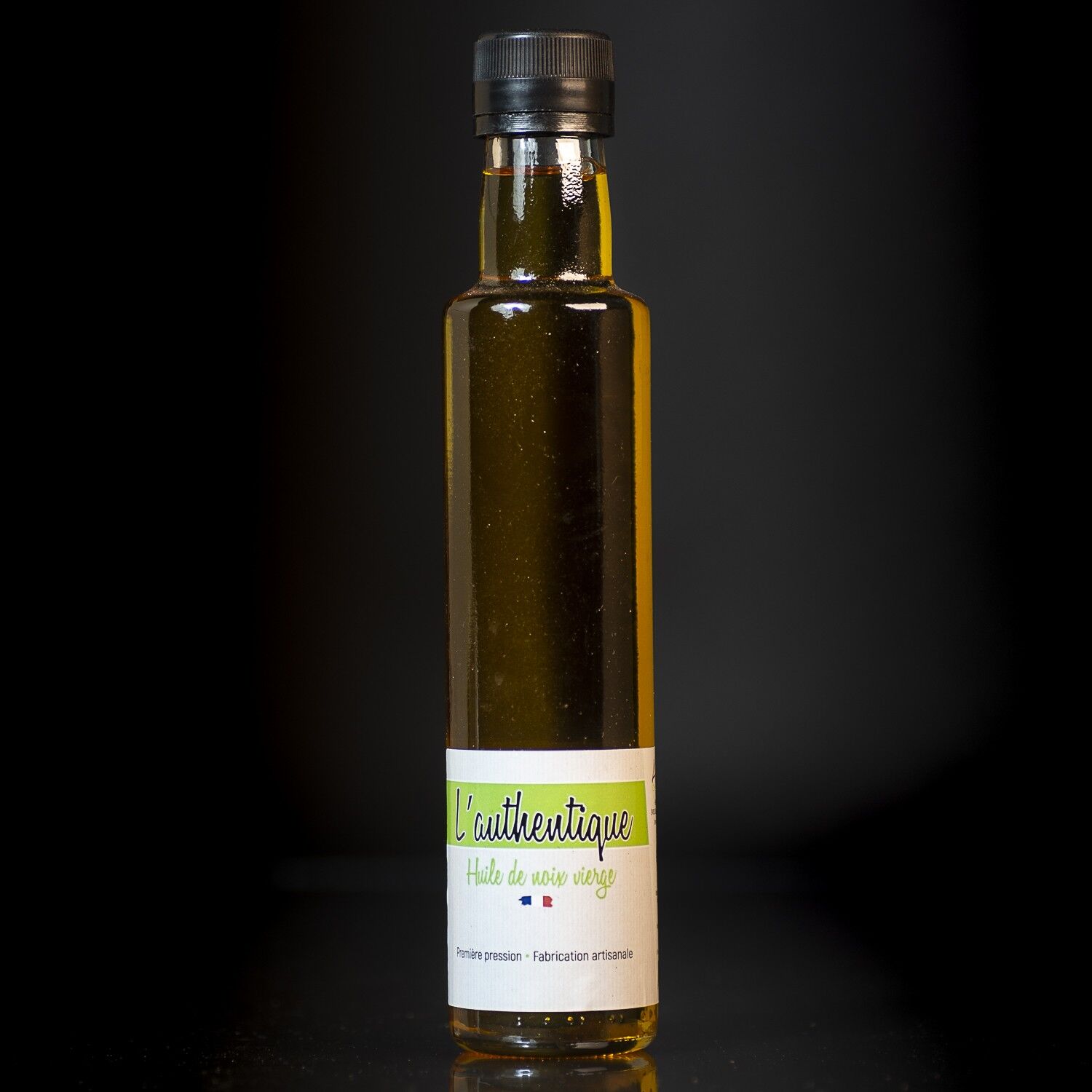 Olio di noci di prima spremitura