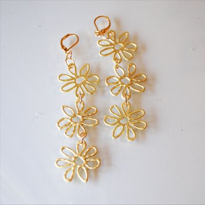 Triple mini flower earrings