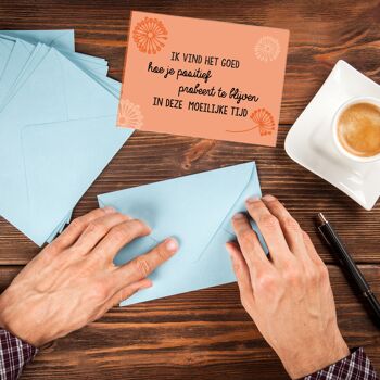 Carte postale "J'aime la façon dont vous essayez de rester positif pendant cette période difficile" 5