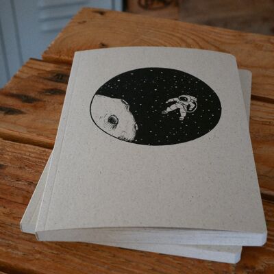 Grass paper booklet Astronaut A5