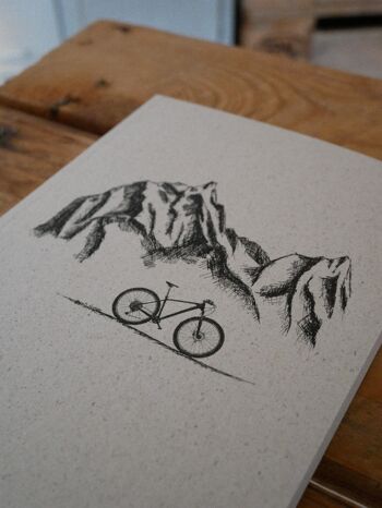 Carnet de voyage papier herbe montagne et vélo 3