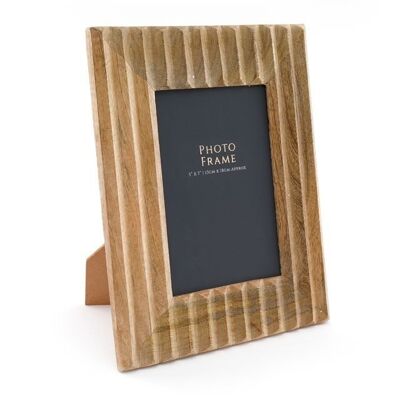 5X7in Ribbed Wooden Photo Frame