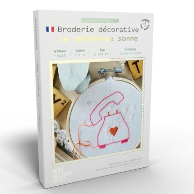 French'Kits - Decorative embroidery - The phone rings