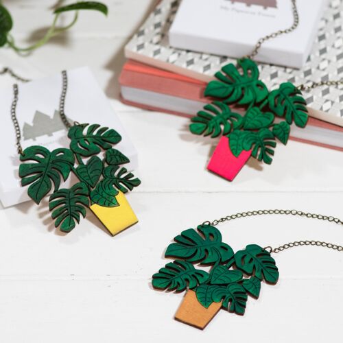 Monstera wooden plant necklace