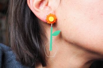 Boucles d'oreilles pendantes marguerites en acrylique 3