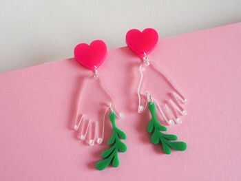 Boucles d'oreilles en acrylique avec plante et main 9