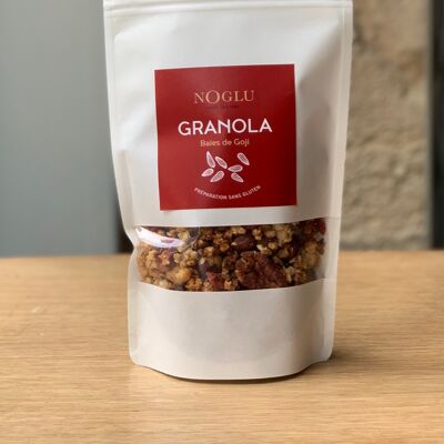 Organic goji berry granola