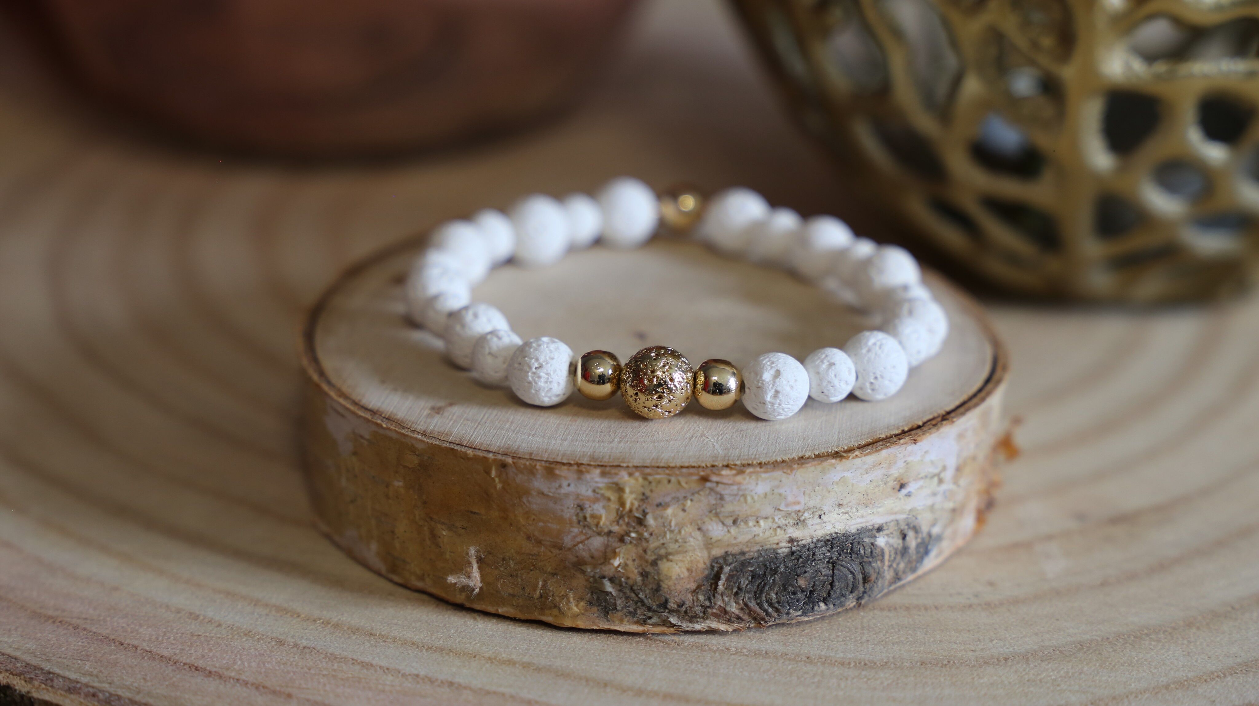 Bracciale da donna in pietra lavica ed ematite