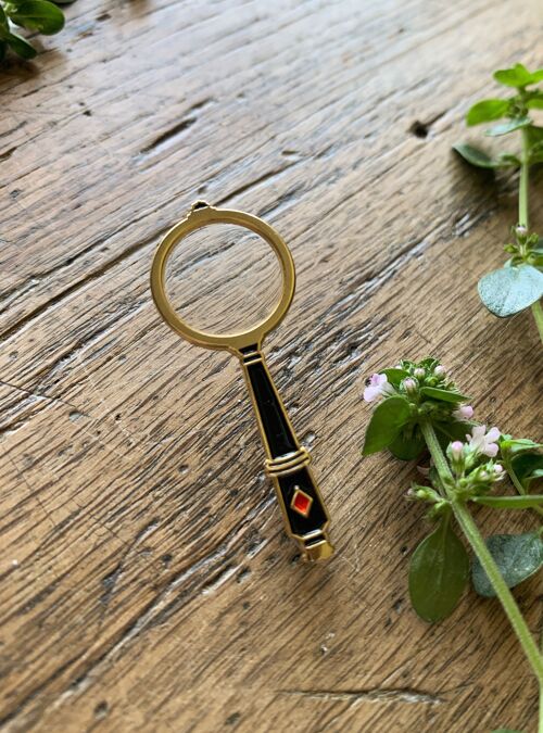 Magnifying Glass Enamel Pin Badge