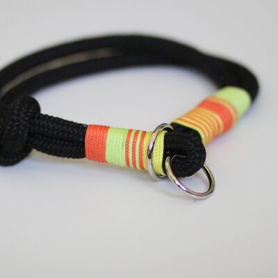 Halsband „schwarz-bunt“ - Mit Namensschild