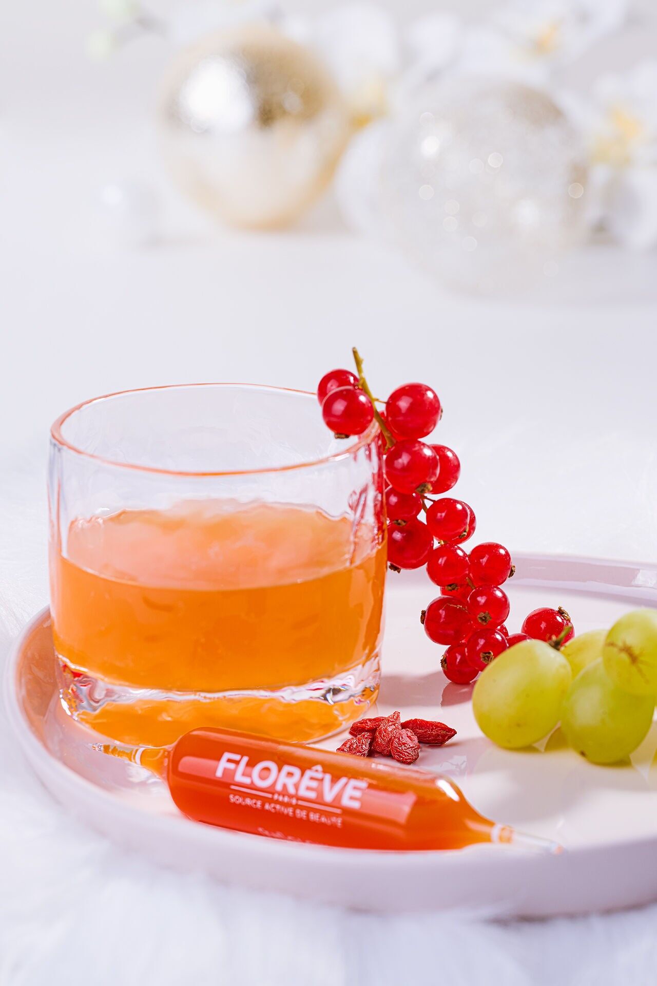 [IN] GLOW – Trinkkur für die Zeit vor den Wechseljahren | Matte Haut, Feuchtigkeit & Wohlbefinden