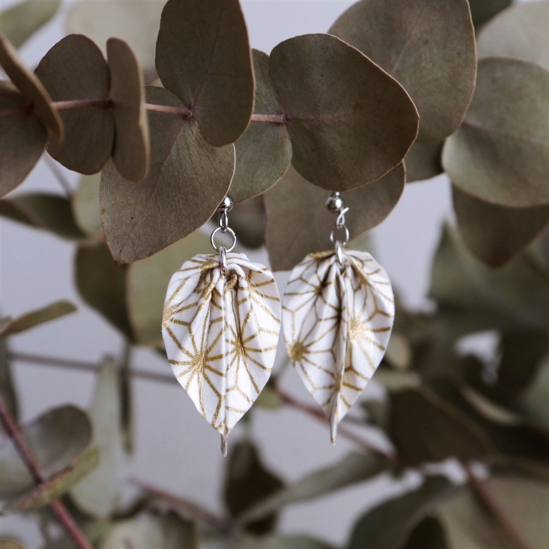 Origami-Ohrringe - Kleine goldene Sternblätter