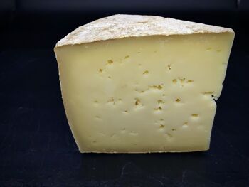 Tomme fermière de vache bio