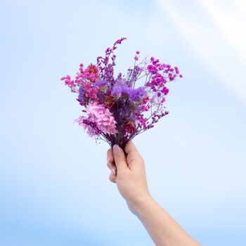Fleurs séchées dans une boîte cadeau - disponible en naturel, violet, bleu, mélangé et au choix 11