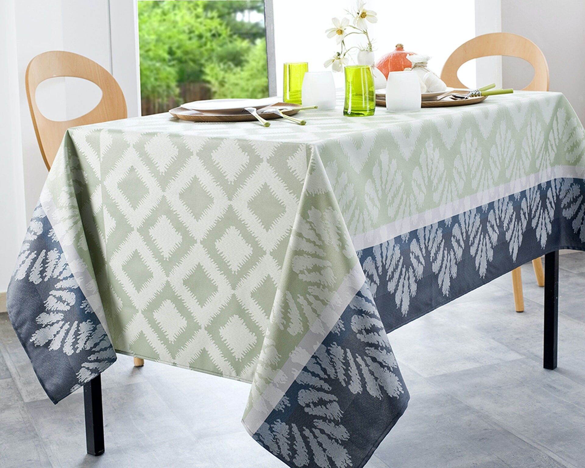 Beschichtete Jacquard-Tischdecke - Ipanema Celadon RECT 160x200