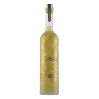 Vodka Metel Vodka with honeydew melon flavor 0.7l 40% with food pearls