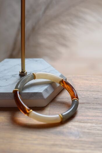 Bracelet en perles tubes acryliques fin doré marron marbré, vert-gris fumé et beige marbré