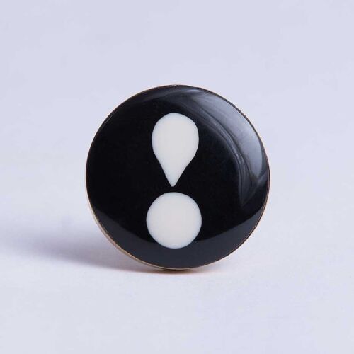 Exclamation Mark Knob Black/White Brass- by Bombay Duck