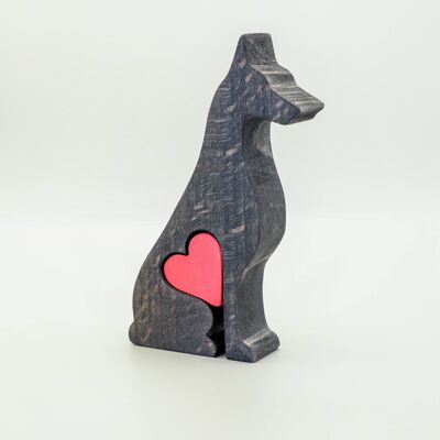 Figura de perro - Doberman de madera hecho a mano con corazón