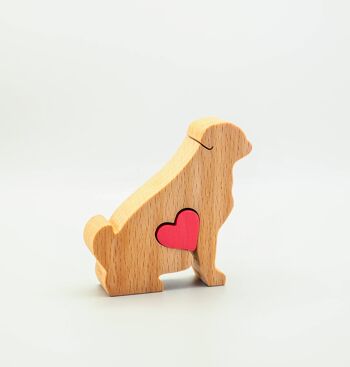 Figurine chien - Carlin en bois fait main avec coeur 2