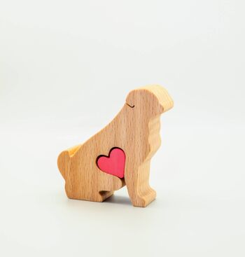 Figurine chien - Carlin en bois fait main avec coeur 3