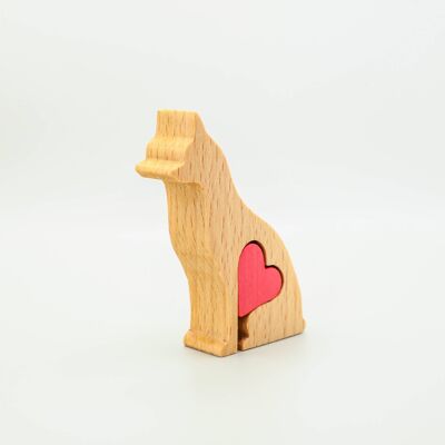 Figurita de perro - Chihuahua de madera hecha a mano con corazón