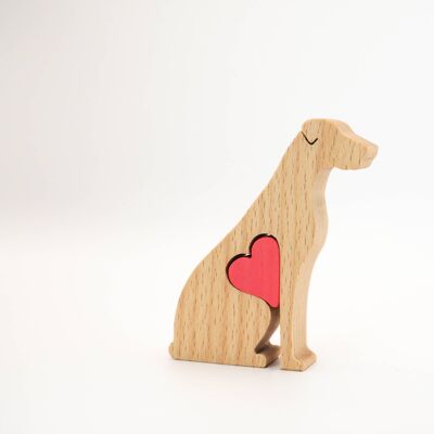 Hundefigur - Handgemachte Deutsche Dogge aus Holz mit Herz