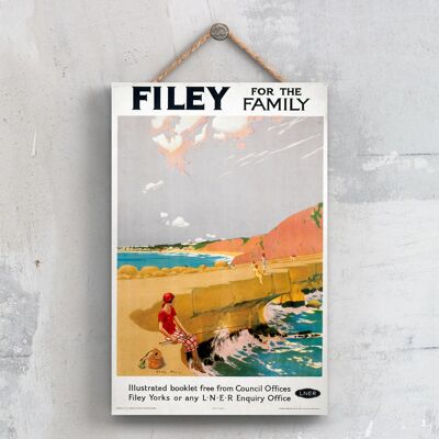 P0402 – Filey For The Family Original National Railway Poster auf einer Plakette im Vintage-Dekor