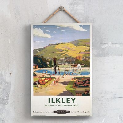 P0454 - Poster originale della National Railway di Ilkley Pool su una targa con decorazioni vintage