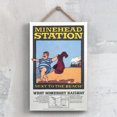 P0536 - Cartel original del ferrocarril nacional de la estación Minehead en una placa con decoración vintage