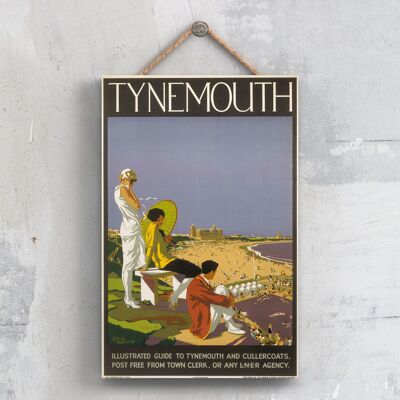 P0674 - Poster della ferrovia nazionale originale di Tynemouth su una targa con decorazioni vintage