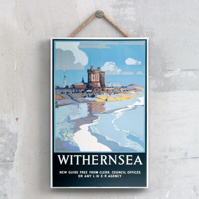 P0697 - Cartel del Ferrocarril Nacional Original de la Costa de Withernsea en una placa de decoración vintage