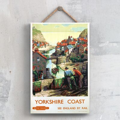 P0715 - Poster della ferrovia nazionale originale della costa dello Yorkshire su una targa con decorazioni vintage