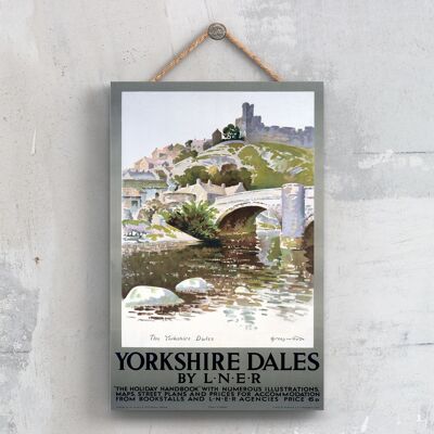 P0719 - Poster originale della ferrovia nazionale dello Yorkshire Dales Bridge su una targa con decorazioni vintage