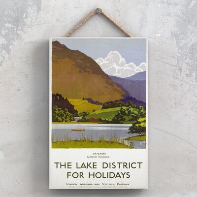 P1137 - The Lake District Grasmere Norman Wilkinson Poster originale della National Railway su una targa con decorazioni vintage