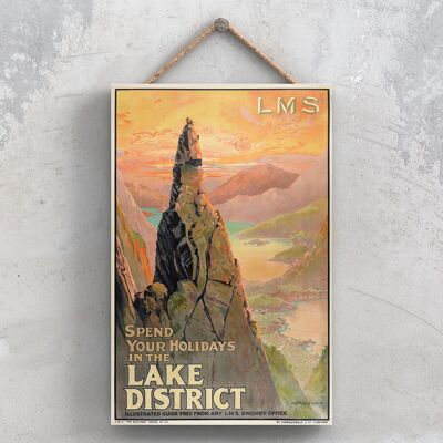 P1138 – The Lake District Spend Yourolidays Original National Railway Poster auf einer Plakette im Vintage-Dekor