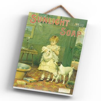 P1245 - Une publicité vintage de style rétro pour savon solaire classique sur une plaque en bois 4