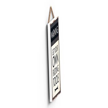 P1592 - Panneau de typographie d'avertissement Get Your Own Fucking Tools imprimé sur une plaque suspendue en bois 3