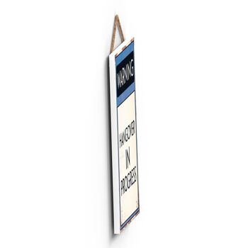 P1593 - Panneau de typographie d'outils d'avertissement de gueule de bois en cours imprimé sur une plaque à suspendre en bois 3