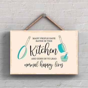 P1657 - Normal Happy Lives Illustration minimaliste sur le thème de la cuisine sur une plaque en bois suspendue 1