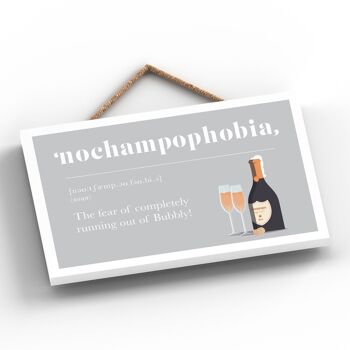 P1676 - Phobie de manquer de champagne Plaque comique en bois à suspendre sur le thème de l'alcool 2