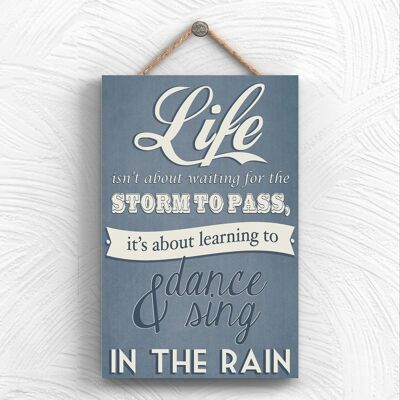 P1977 - Targa decorativa da appendere tipografia Storm To Pass