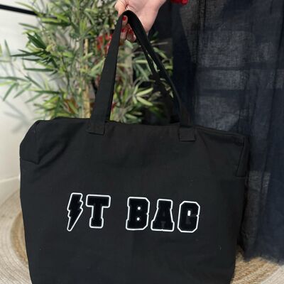 Black "IT Bag" weekend bag