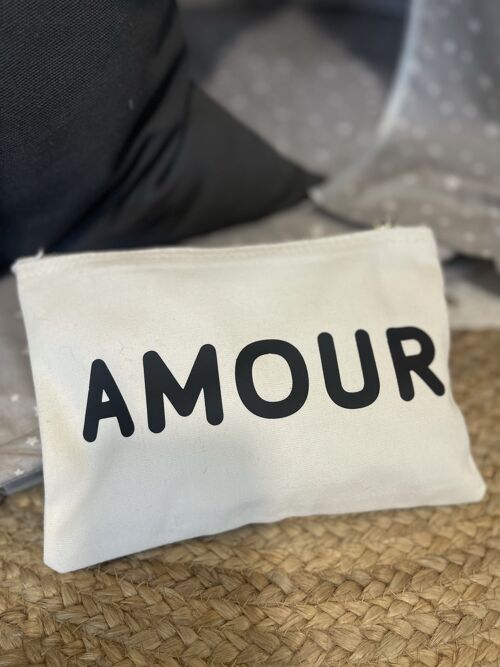 Pochette zippée Ecru " Amour"