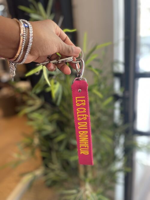 Porte-clés Fuschia " Les clés du bonheur"