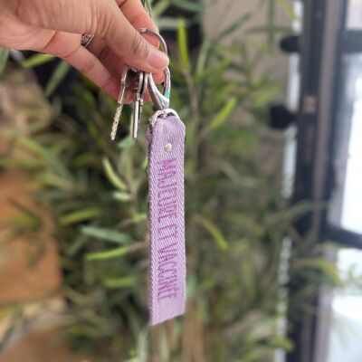 Purple key ring "Major and vaccinated"